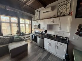 139 Troup St
