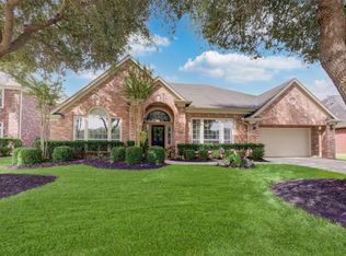 3922 Lake Hawkins Ln, Richmond, TX 77406