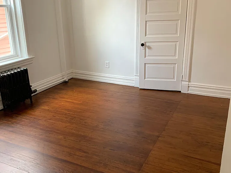 411 Hummel Ave — Photo 4