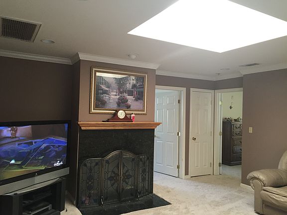 2nd image of 10244 Wescott Ave