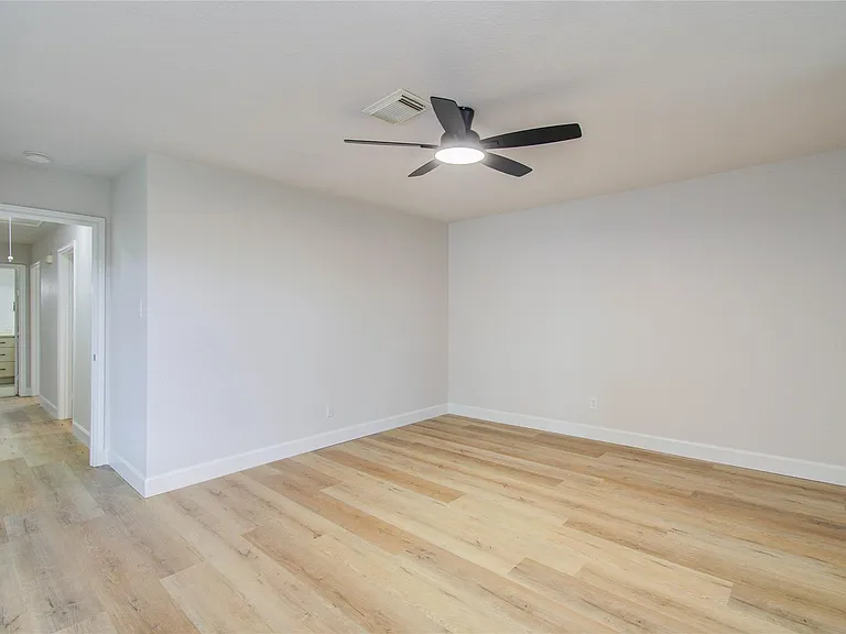 7026 Hidden Arbor Ln — Photo 20