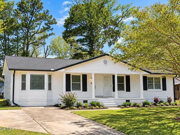 202 Pine Dale Road, Havelock, NC 28532