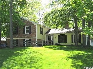 1st image of 265 Parkview Dr