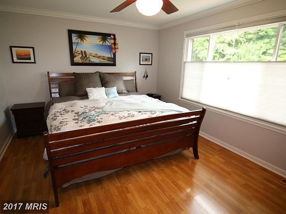 Bedroom (Master)