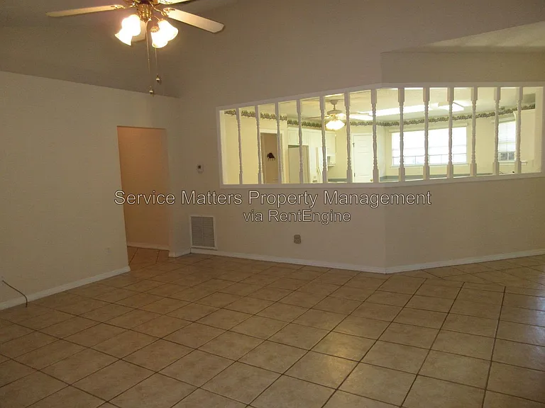 3714 Deer Creek Ln — Photo 9
