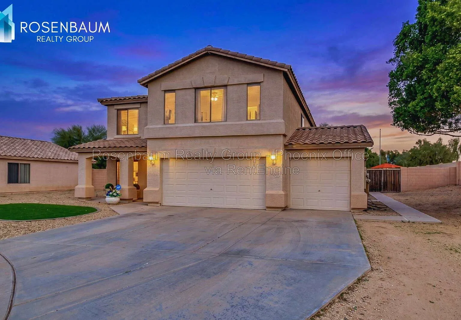 4 bed, 2.5 bath, 2205 sqft, $2,200 — Photo 3