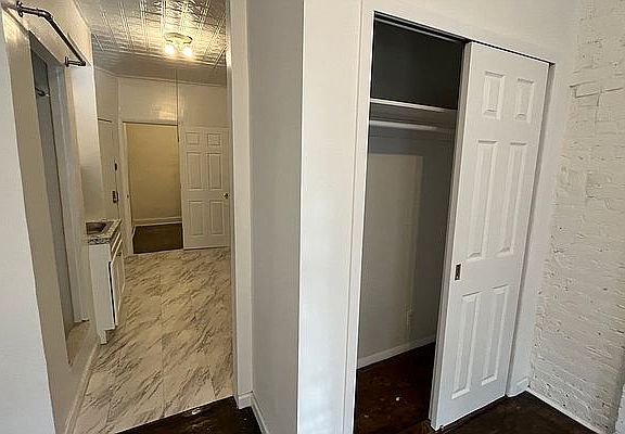 3rd image of 323 E 88th St APT 9