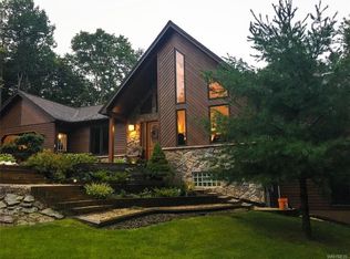 6269 Hillcroft Dr, Boston, NY 14025