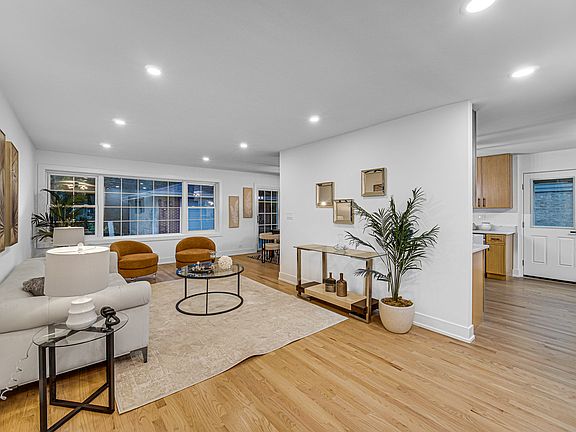 4th image of 232 Kilpatrick Ave