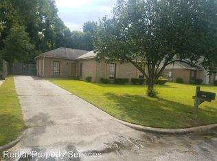 1361 Dunbarton Rd, Montgomery, AL 36117
