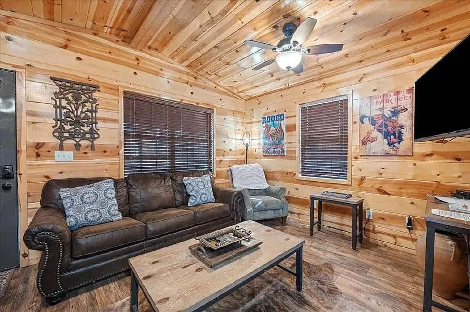 1 bed, 1.0 bath, $2,793 — Photo 2
