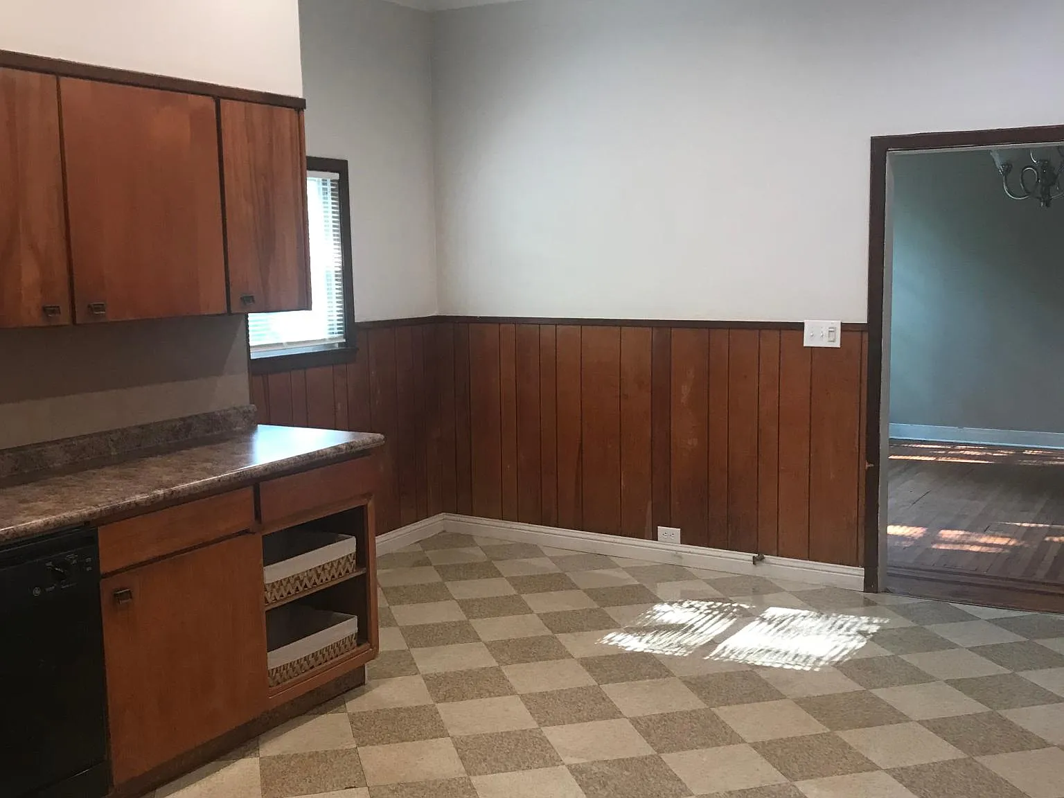 237 Columbia Street — Photo 4