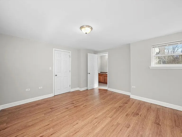 4145 S Michigan Ave #1 — Photo 9