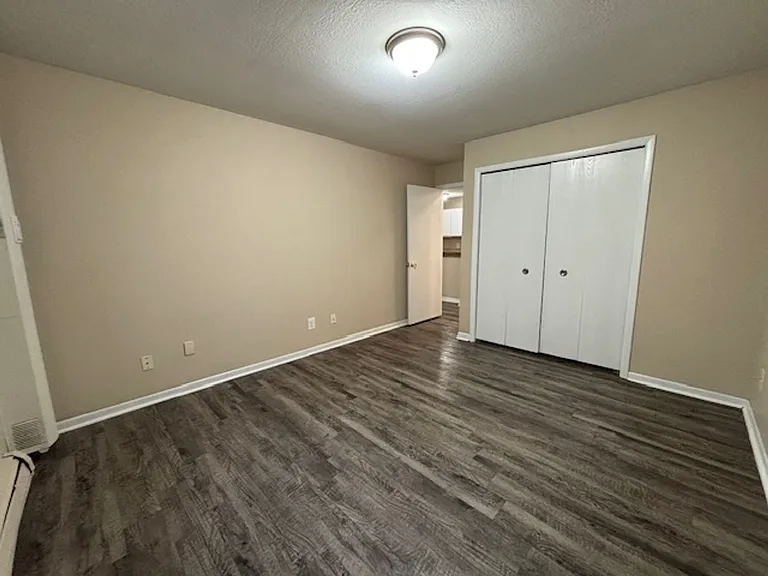 2340 Michael Ave SW — Photo 25