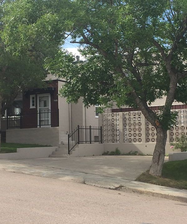 1st image of 705 1st St S