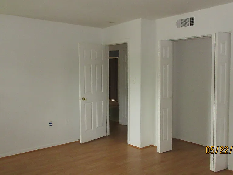 4419 Kentmore Dr — Photo 38