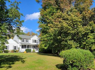 5 Nicole Ln, Flemington, NJ 08822