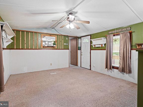 4th image of 5957 Morgan Run Rd