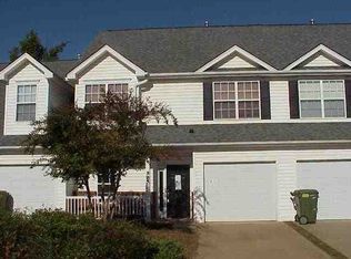 327 Still Water Cir, Boiling Springs, SC 29316