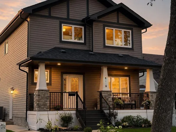9844 75th Ave NW, Edmonton, AB T6E 1J1