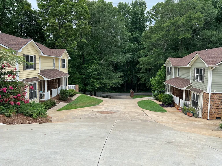 Oconee Shoals Bldg 1 & 4