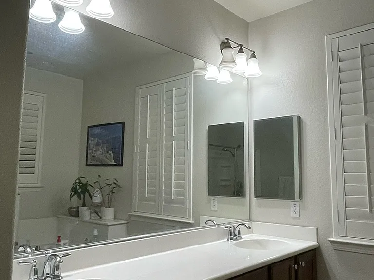 832 Hawkins Dr — Photo 10