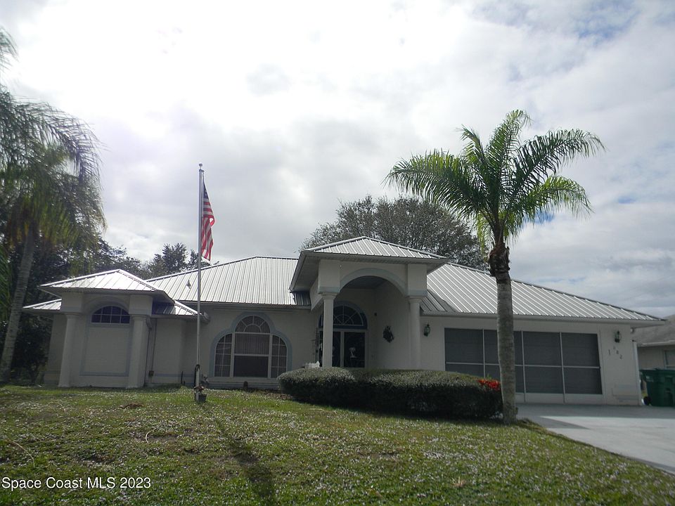 1st image of 882 Majestic Ave
