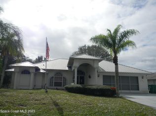 882 Majestic Ave, Sebastian, FL 32958