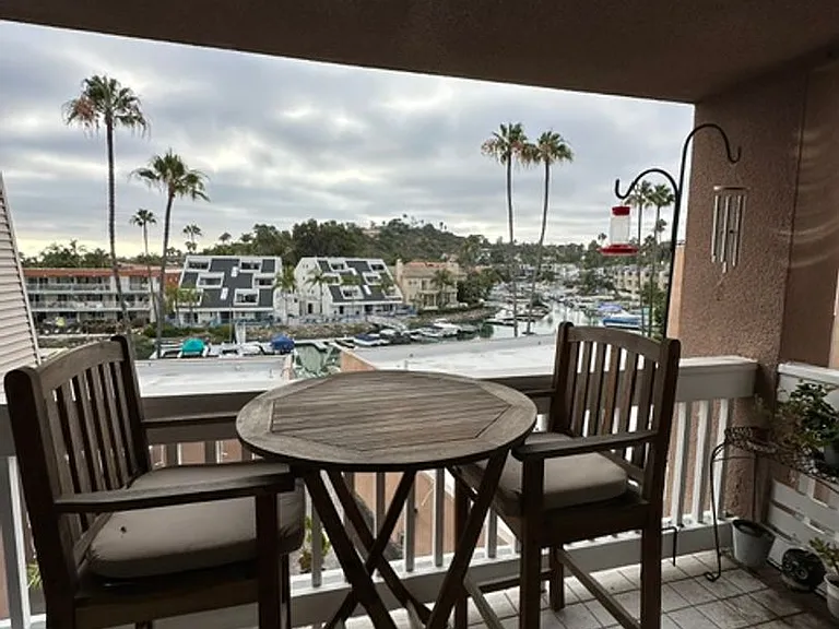 4705 Marina Dr #17 — Photo 2