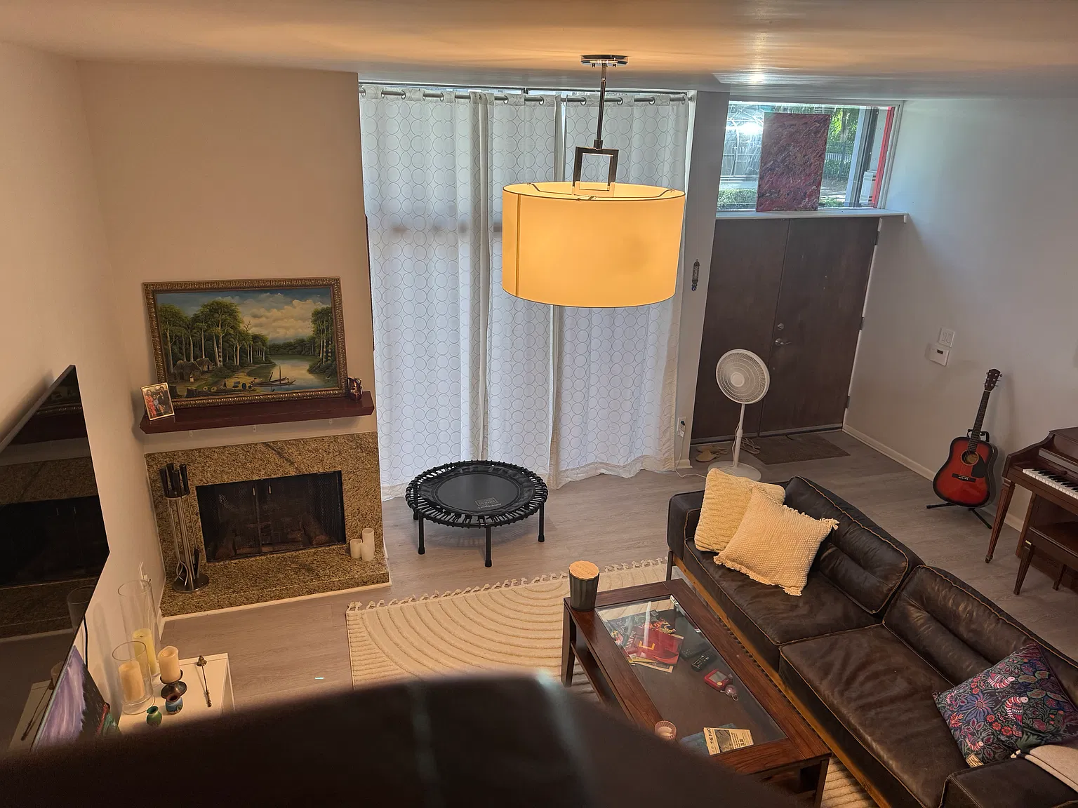 2 bed, 2.5 bath, 1547 sqft, $4,000 — Photo 3