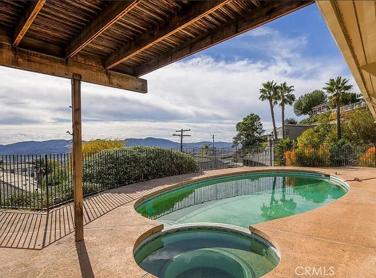 1300 Paseo Redondo — Photo 14