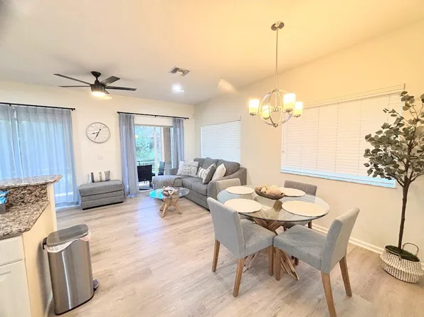 8267 Mulligan Cir, Pt Saint Lucie, FL