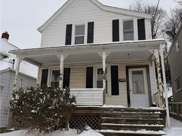 921 Crescent Ave, Ellwood City, PA 16117