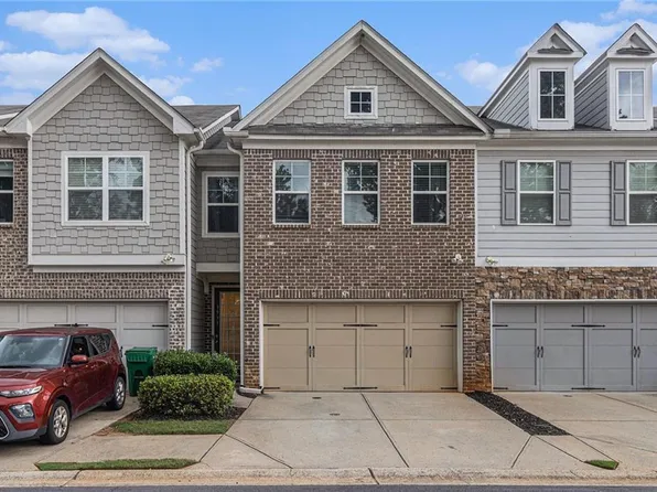 3931 Fireoak Dr, Decatur, GA 30032