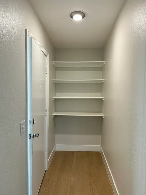 2 bed, $2,550 — Photo 4