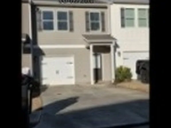 119 Village Green Dr, Adairsville, GA 30103