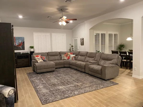 409 Calder St, Woodway, TX 76712