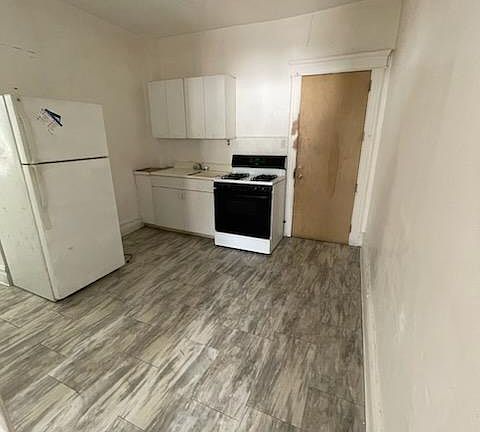 4th image of 518 S 11th Ave Floor 2