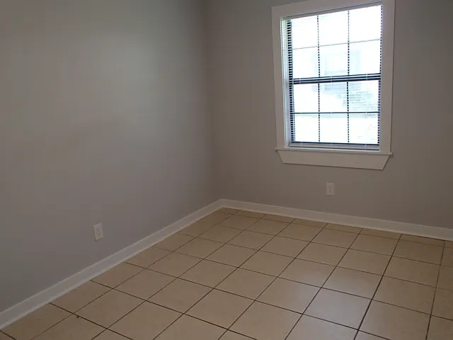 2503 Minnesota Ave — Photo 29