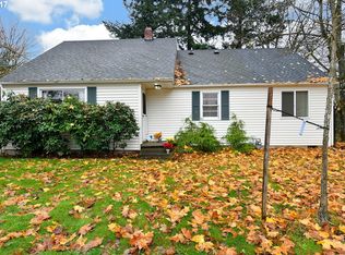 12626 SE Schiller St, Portland, OR 97236