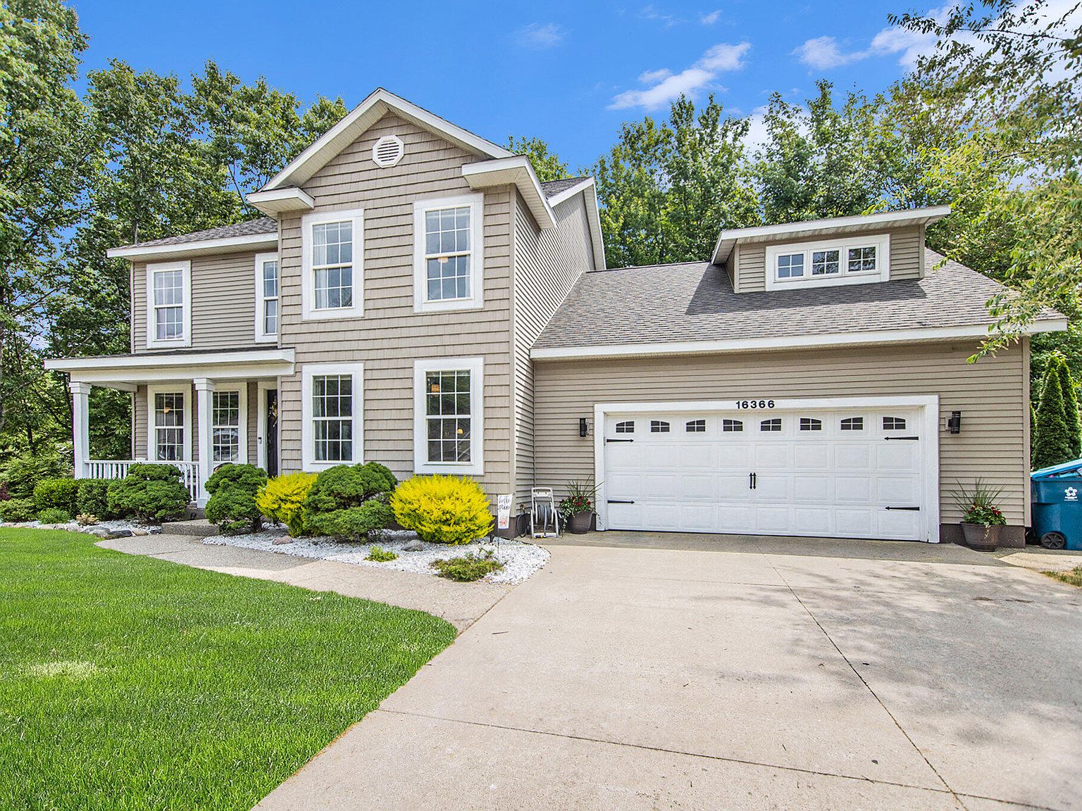 16366 W Willow Dr, Spring Lake, MI 49456 MLS 23018991 Zillow