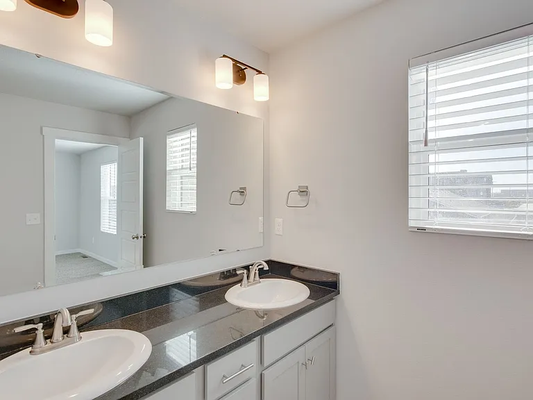 319 S Riggs Spring Ave — Photo 3