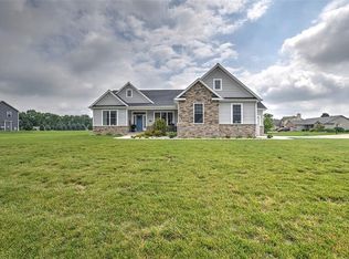 2682 Lourash Dr, Decatur, IL 62521