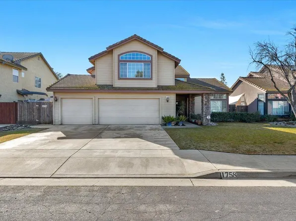 1758 Goshen Ave, Clovis, CA 93611