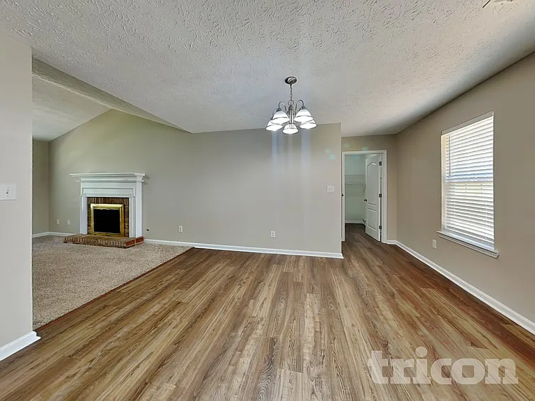 103 New Farm Dr — Photo 3