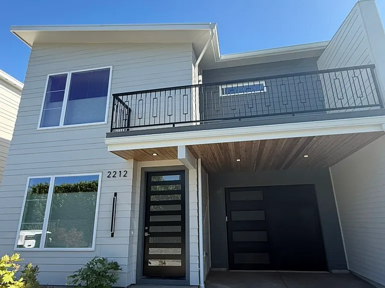 2212 Emerson Dr #1 — Photo 1