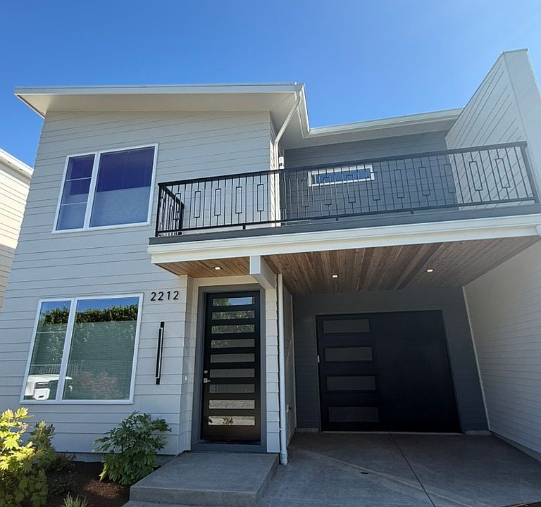 1st image of 2212 Emerson Dr #1