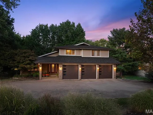 14 Ginger Crest Dr, Glen Carbon, IL 62034