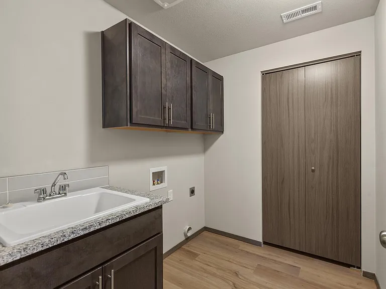 17020 E Riverside Ln — Photo 11