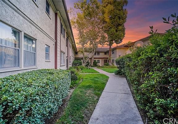 2nd image of 3640 Kalsman Dr Unit 1